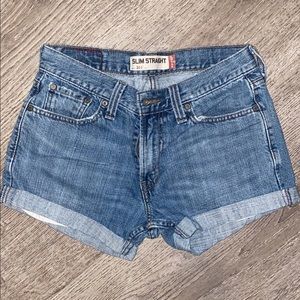 Women’s Levi jean shorts